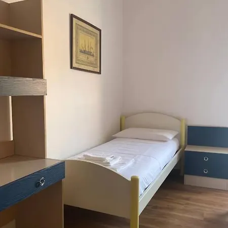 Im Zentrumelegante Sul Lago Di Como Apartamento *